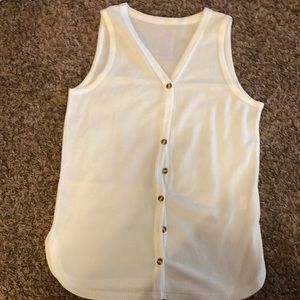 Buttoned tank top